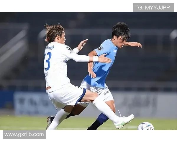 冈山绿雏与横滨FC激战正酣谁能在这场较量中笑到最后